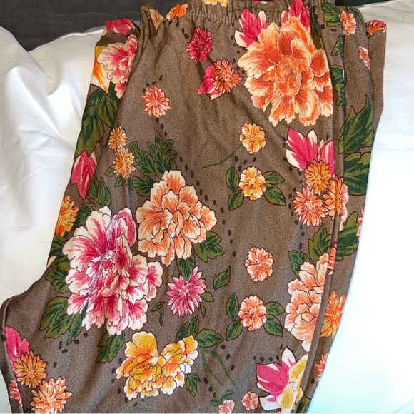 Novella Royal Iris Bell Bottoms in Rust Primrose - Picture 2 of 3